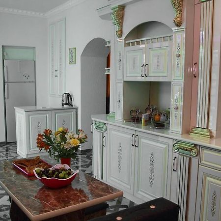 Inter Boutique Hotel 예레반 외부 사진